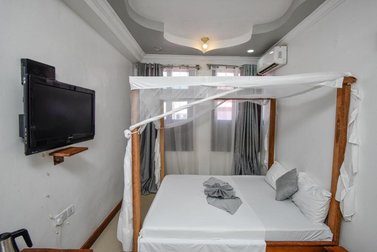 Kuti Hotel Stone Town Zanzibar Ngoại thất bức ảnh